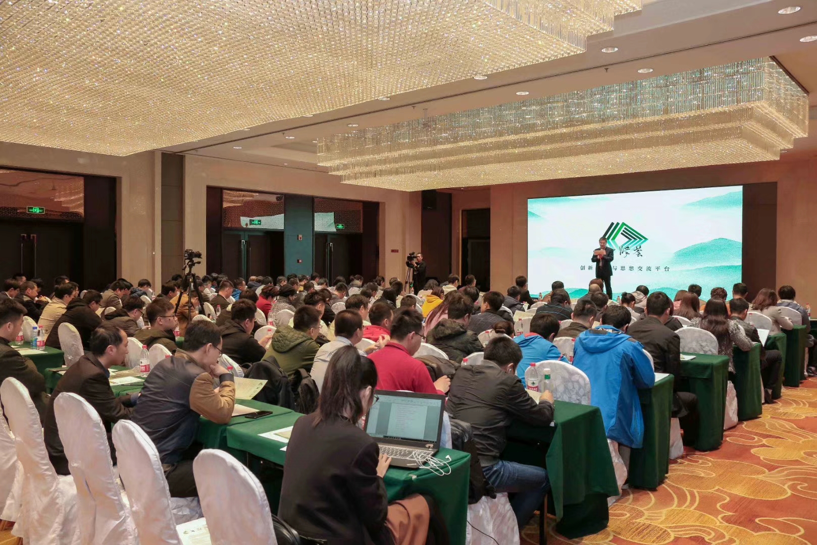 1556440072518545.jpg 55646b7d4cfd6510da156ce24f59404.jpg